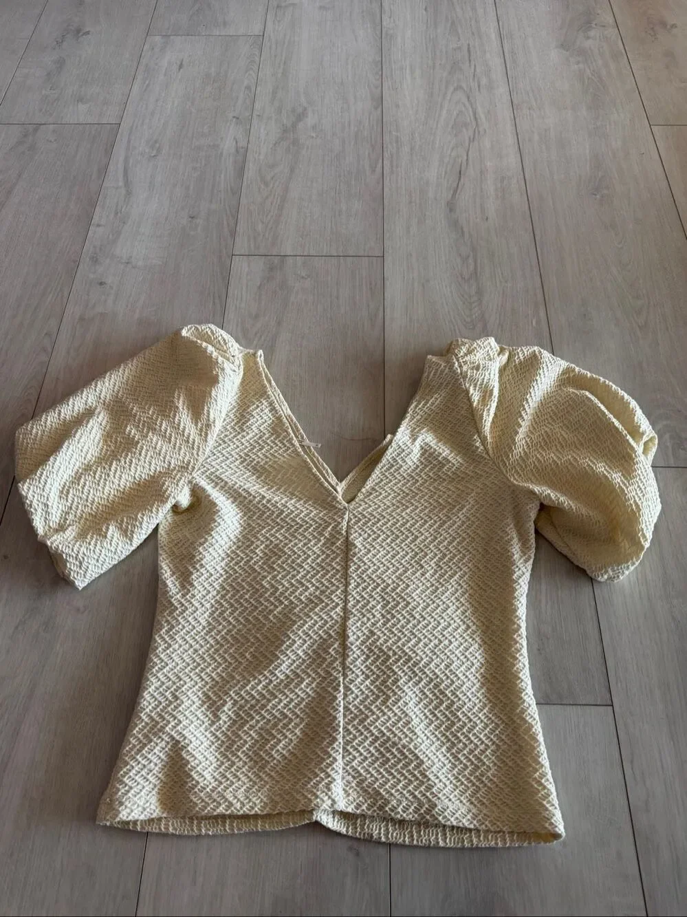 Free People PUFF SLEEVE CUPCAKE TOP IN IVORY size XL